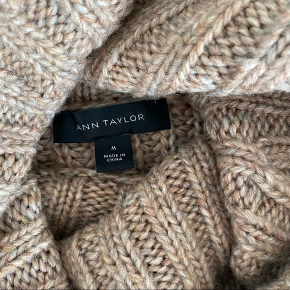 Ann Taylor turtle neck sweater - Picture 4 of 5